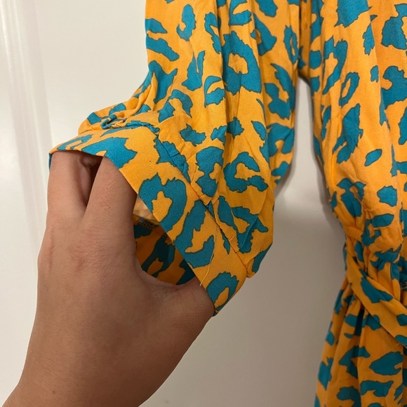 NWT Emily wonder cheetah romper - Picture 2 of 6